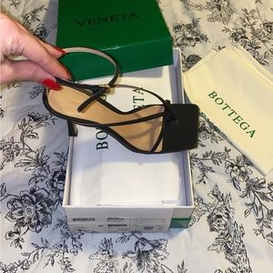 Bottega Venetta black sandals